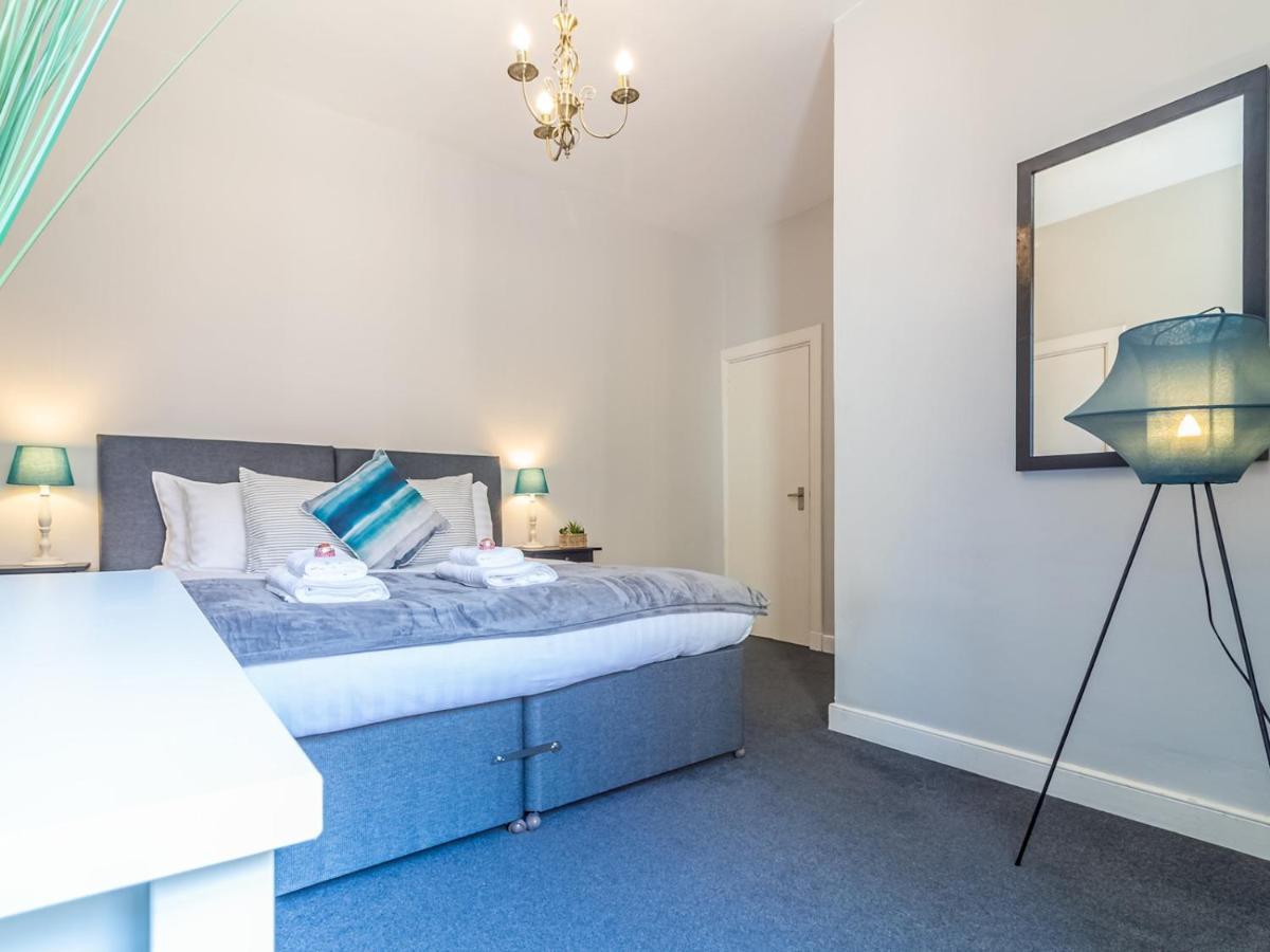 Pass The Keys Spacious And Homely Flat On The Royal Mile Edinburgh Bagian luar foto